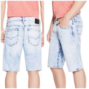 NWT GUESS Regular Fit Denim Shorts SZ 32